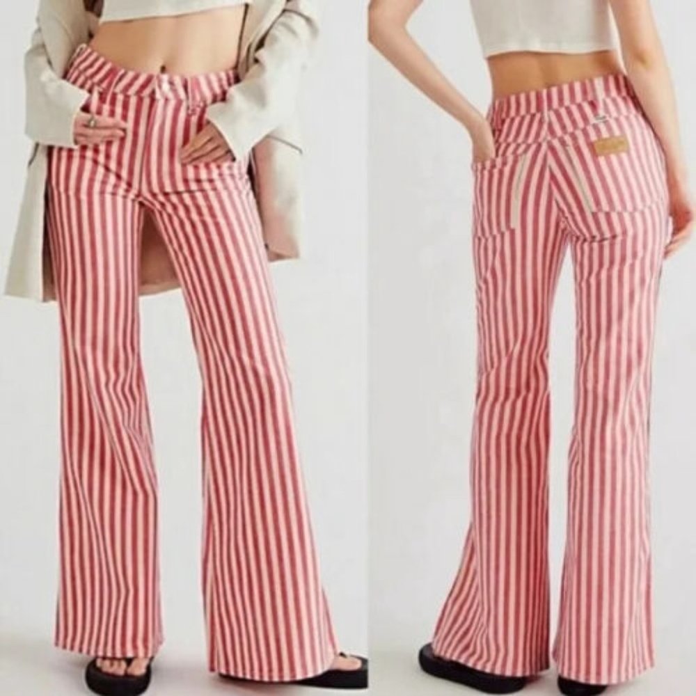 Wrangler Wanderer 622 High Rise Flare Jeans in Raspberry Ripple - Picture 3 of 7